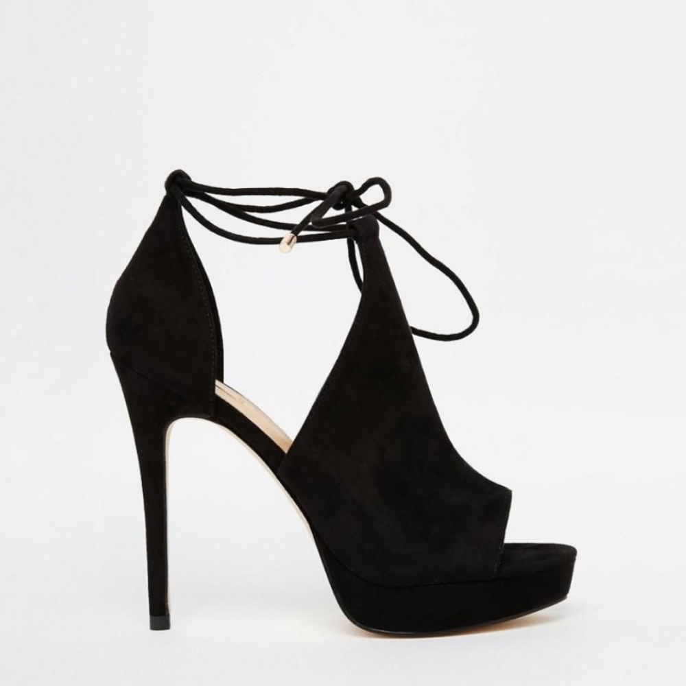 ALDO Tilley Heel Size 7